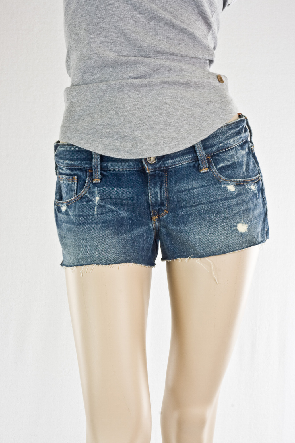 Женские джинсы Abercrombie & Fitch шорты SHORTS MEDIUM BLUE VINTAGE интернет-магазин Fashion Jeans